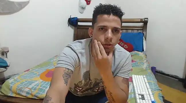 hot toy boy  online show from January 20, 5:59 am