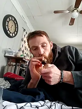 Snapshot of otterlover123 chatting on January 11, 5:29 pm otterlover123 online show from January 11, 5:29 pm