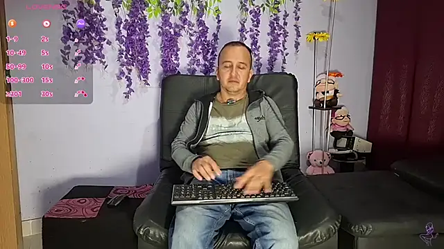 yazfore2 online show from July 11, 12:23 am