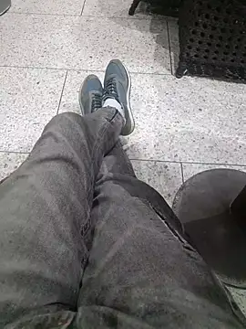 haway77777 online show from December 2, 6:44 pm