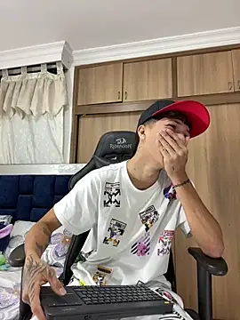  CamiloBass online show from February 3, 12:52 am