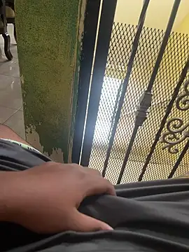 anubi0880 online show from March 7, 4:05 pm