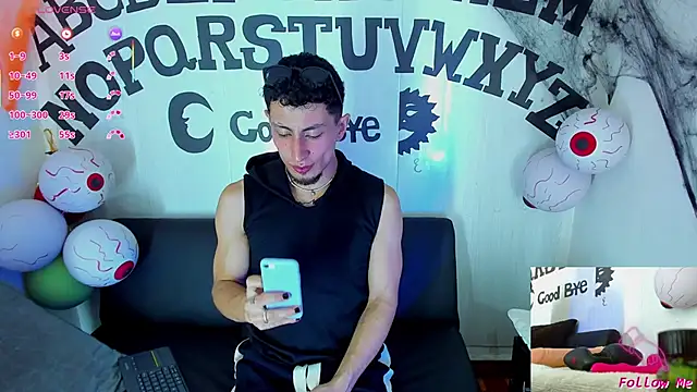 Piggy Eddy online show from October 23, 8:56 pm