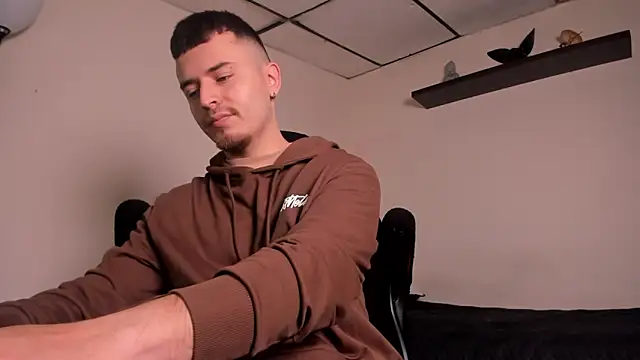 james connor2 online show from December 20, 6:48 pm