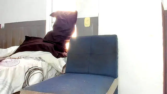 danielv 95 online show from December 20, 7:39 pm