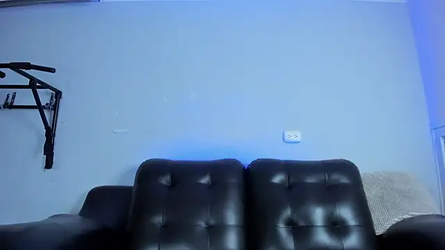 Snapshot of Rob_saenz_ chatting on January 30, 12:37 pm Rob saenz online show from January 30, 12:37 pm