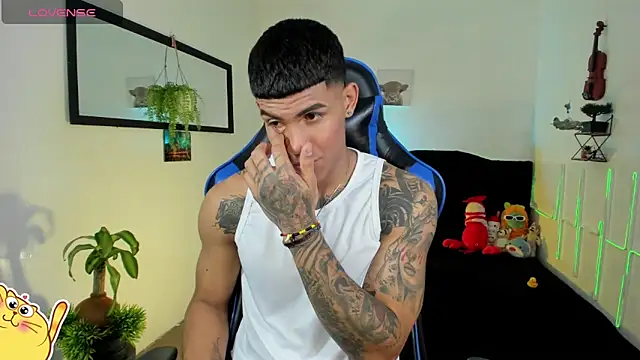 Damian latinxxx online show from February 27, 3:40 am