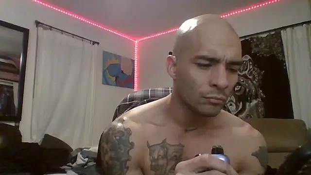 JohnnyDeep187 online show from December 3, 2:12 am