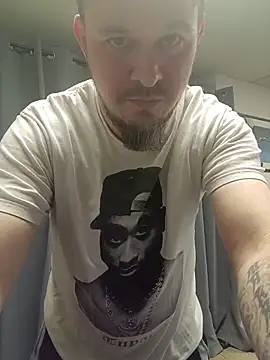 whyteguy410 online show from February 15, 4:14 am