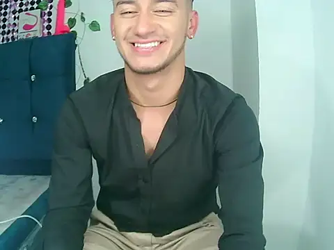 Kevin Torres online show from December 18, 5:37 am