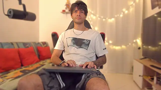 justin stark7 online show from January 9, 2:17 am