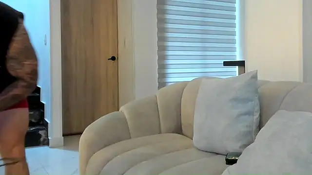 Ricardogo19 online show from April 2, 9:00 pm