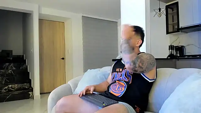 Ricardogo19 online show from January 15, 1:53 am