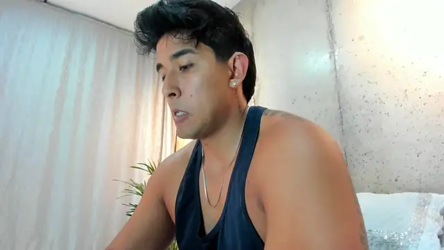 Snapshot of Alan_greek_1 chatting on February 4, 10:10 am Alan greek 1 online show from February 4, 10:10 am