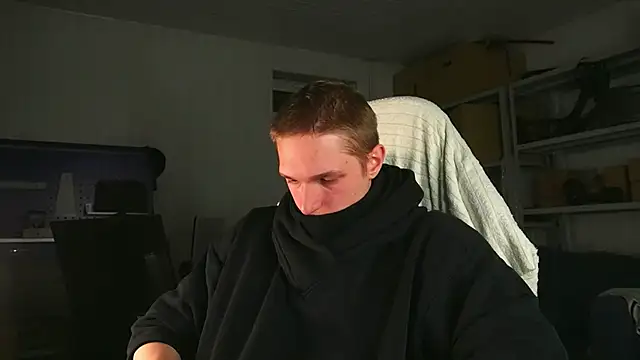 dustyn fox online show from April 17, 5:04 pm