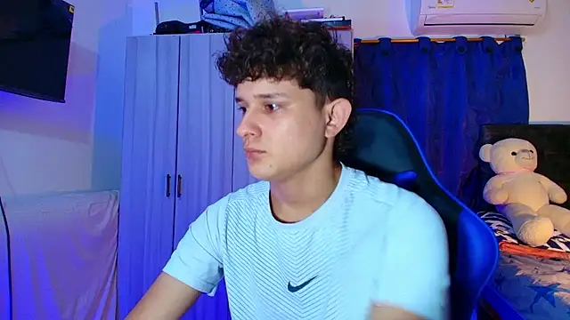 Nathan Bluee online show from January 18, 5:15 pm