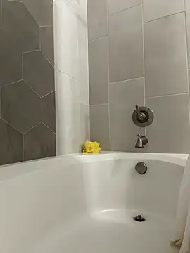 yfui221 online show from February 24, 3:07 am