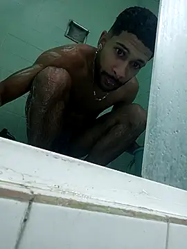 Alejandroea online show from February 13, 5:24 am