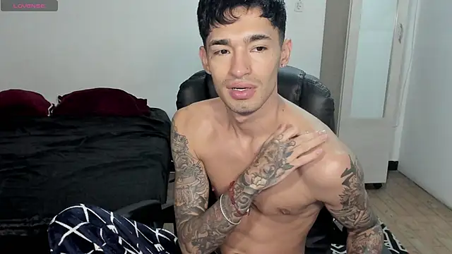 Damon  333 online show from February 16, 1:03 am