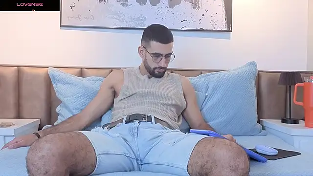 Ethan  Walker online show from March 19, 7:28 pm