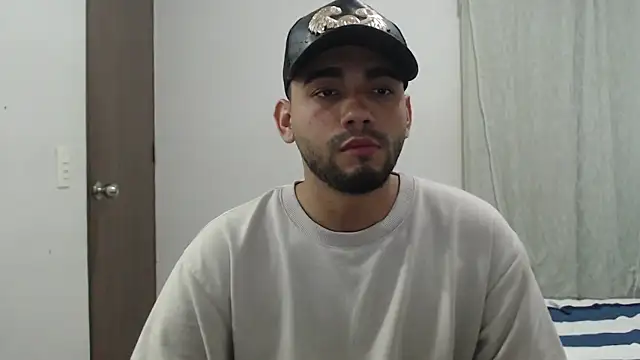 Snapshot of Dante_Damare chatting on October 15, 10:50 pm Dante Damare online show from October 15, 10:50 pm