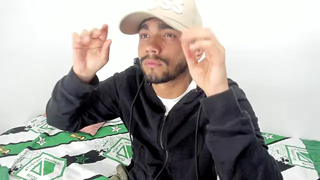 Snapshot of Dante_Damare chatting on December 3, 12:55 am Dante Damare online show from December 3, 12:55 am