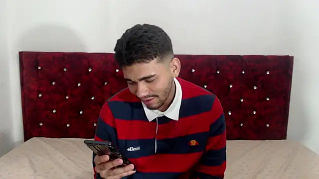 Snapshot of Dante_Damare chatting on September 8, 10:53 pm Dante Damare online show from September 8, 10:53 pm