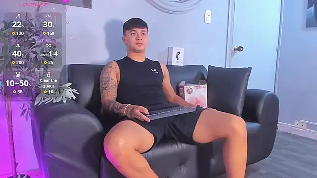 Cristopher strong online show from September 17, 11:00 am