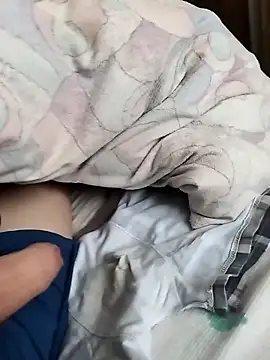 Grig1982 online show from April 15, 6:02 am