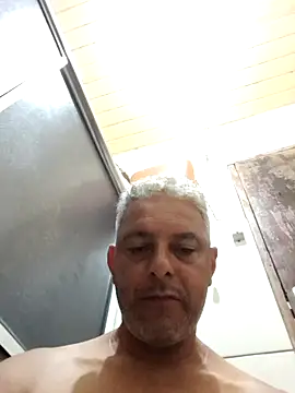 gordonunes online show from February 20, 6:26 am