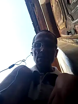 Snapshot of nevessartori chatting on February 7, 9:05 am nevessartori online show from February 7, 9:05 am