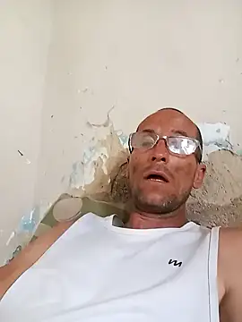 Snapshot of nevessartori chatting on December 29, 3:35 pm nevessartori online show from December 29, 3:35 pm