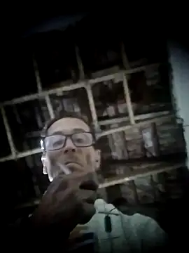 Snapshot of nevessartori chatting on October 18, 11:42 pm nevessartori online show from October 18, 11:42 pm