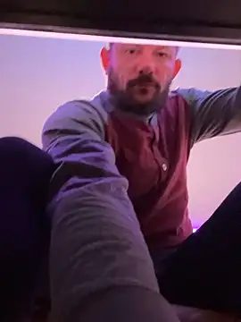 boytoyfrindles online show from October 23, 6:22 pm