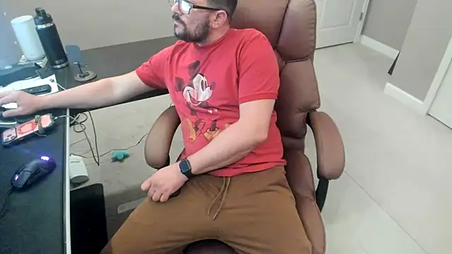 boytoyfrindles online show from April 25, 10:29 am