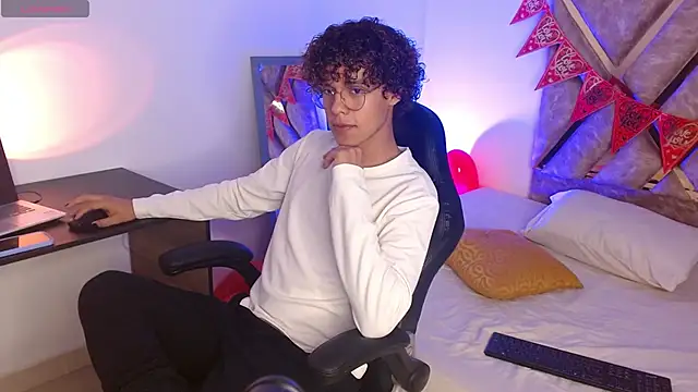 nickolas moon online show from February 17, 2:48 pm