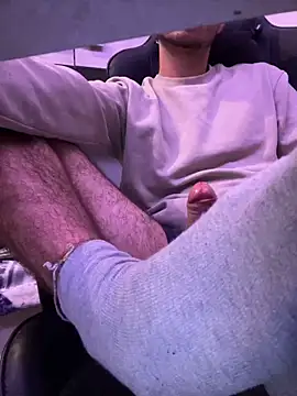 Onlymydick69 online show from December 2, 3:01 pm