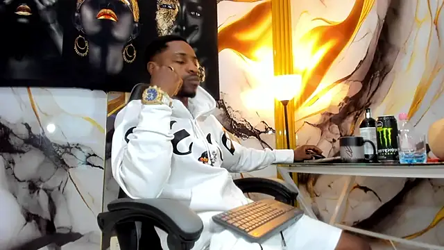 Thomas shelbys online show from November 22, 3:50 am