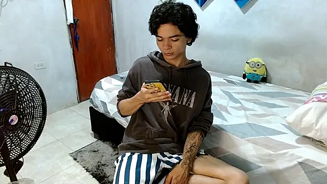 Lovebeng  online show from November 26, 12:57 am