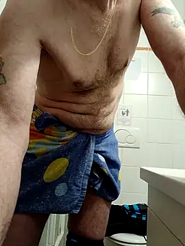 pascalino100 online show from April 7, 5:51 am