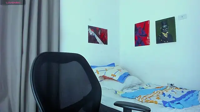 Joe23   online show from December 2, 2:47 am