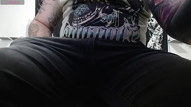 Snapshot of master_wester chatting on September 13, 9:05 pm master wester online show from September 13, 9:05 pm
