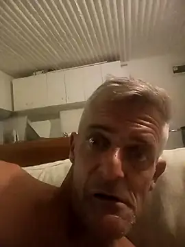 NICJOHNS online show from February 9, 10:32 pm