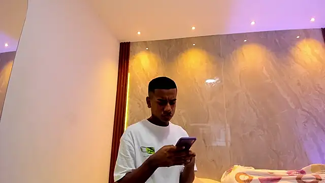 PatrickWest online show from December 3, 7:33 pm