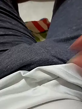 Snapshot of beautiful_hands_ chatting on January 30, 4:24 pm beautiful hands  online show from January 30, 4:24 pm
