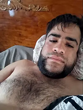 Snapshot of ElDeLaBarba11 chatting on December 2, 3:56 pm ElDeLaBarba11 online show from December 2, 3:56 pm