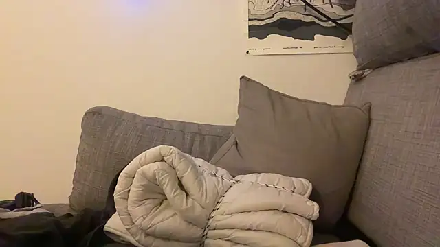 P4RtYBOII92 online show from December 3, 6:19 am