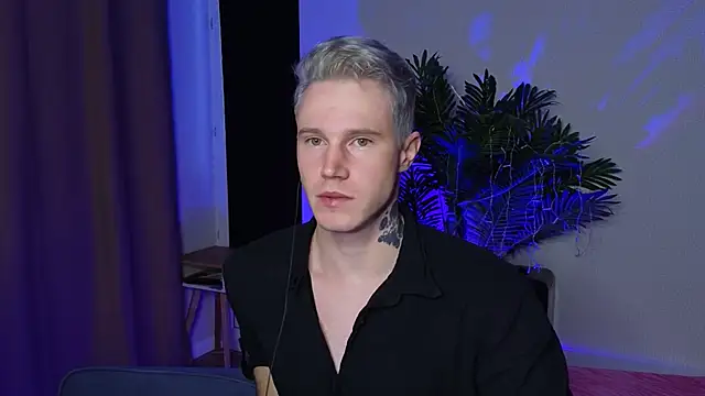 Kyle wooo online show from January 2, 5:35 am