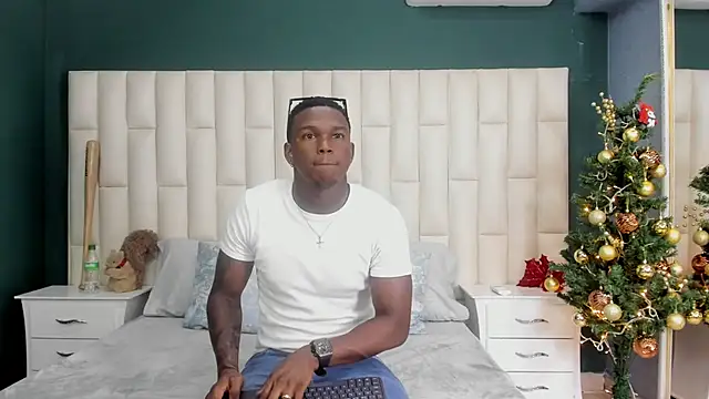 Troykhalil online show from December 18, 8:25 pm