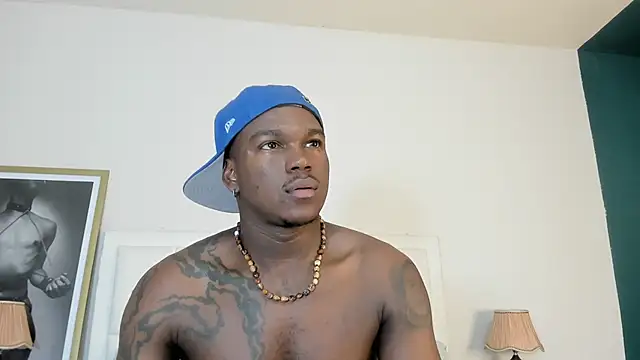 Troykhalil online show from February 3, 9:18 pm